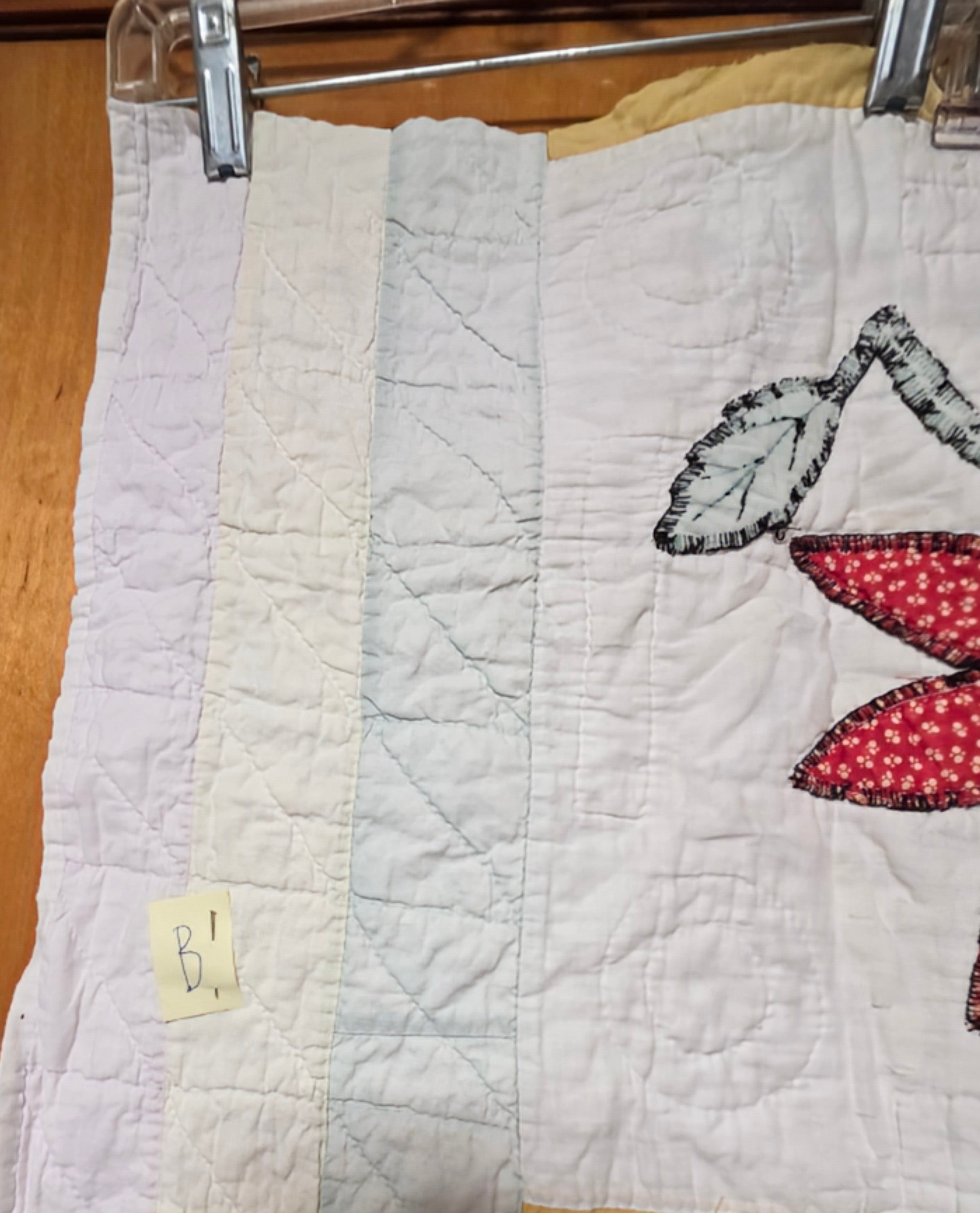 Vintage Cutter Quilt Fragment 28 X 18 Hand Appliqué Flowers 40's Cotton B