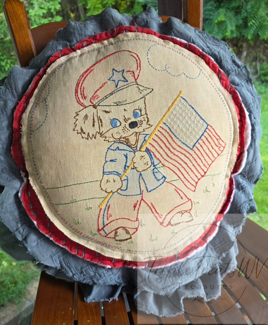 Rare Vintage 1930s–1940s Hand Embroidered Patriotic Puppy Pillow