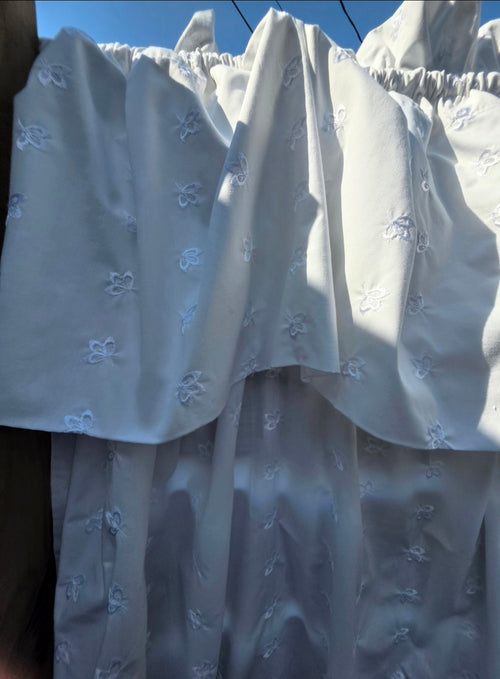 Classic Traditions JCPenney White Embroidered Curtain Set 2 Panels & Valance