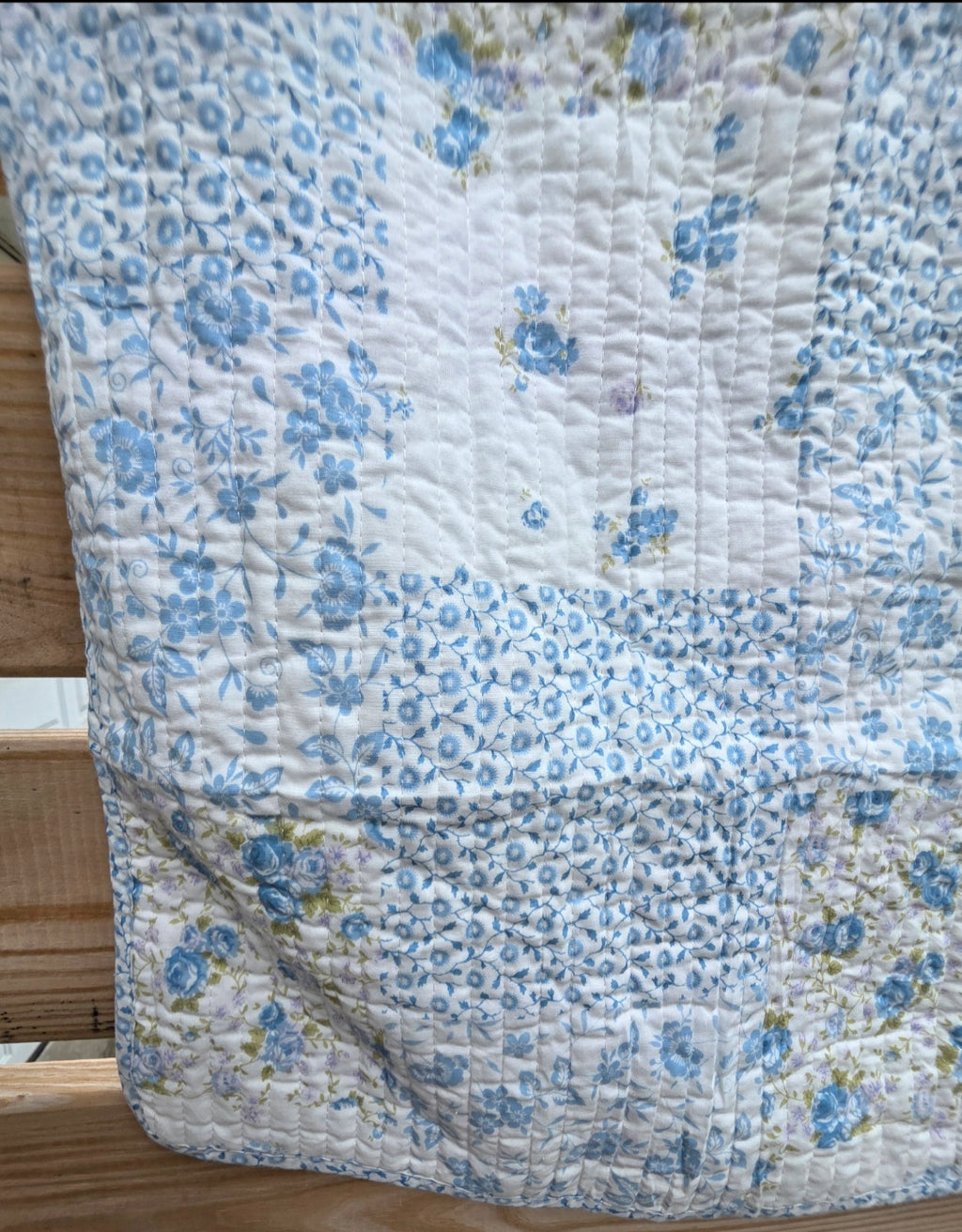 Laura Ashley Kenna Pillow Sham 21x27 Cotton Floral Patchwork Shabby Chic Blue White