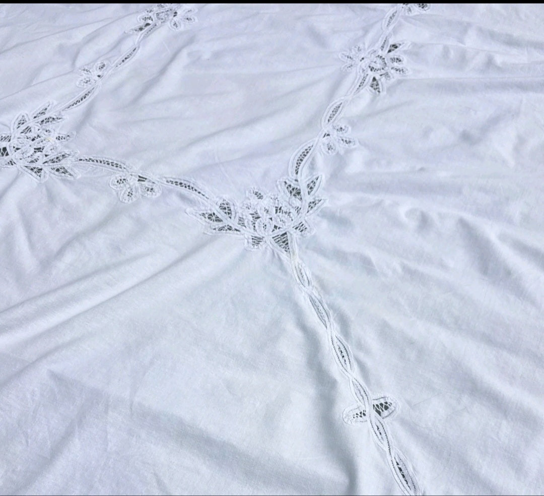Vintage White Cotton Lace Bedspread Twin  Tablecloth 62" x 95" Floral Cutwork