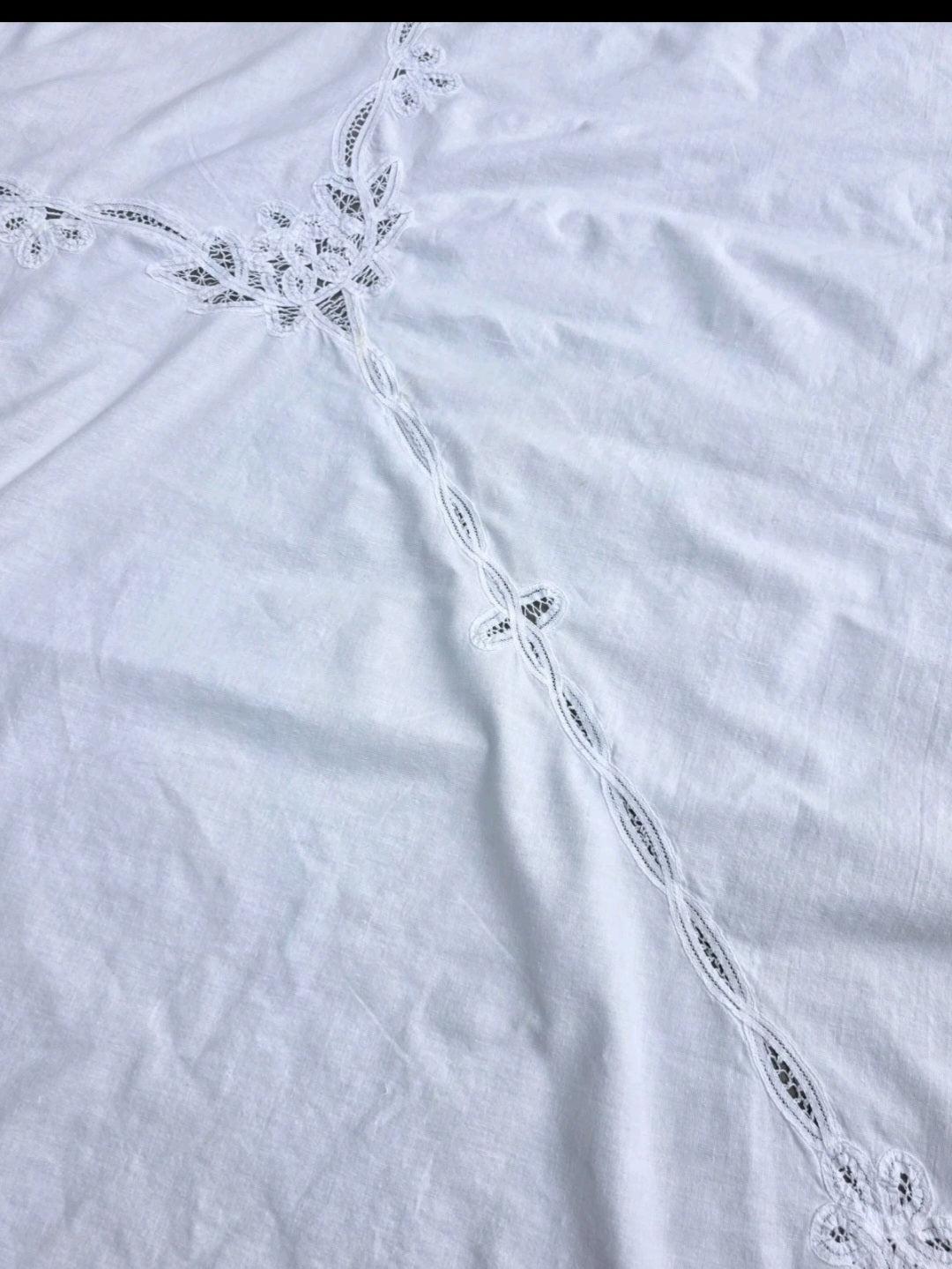 Vintage White Cotton Lace Bedspread Twin  Tablecloth 62" x 95" Floral Cutwork