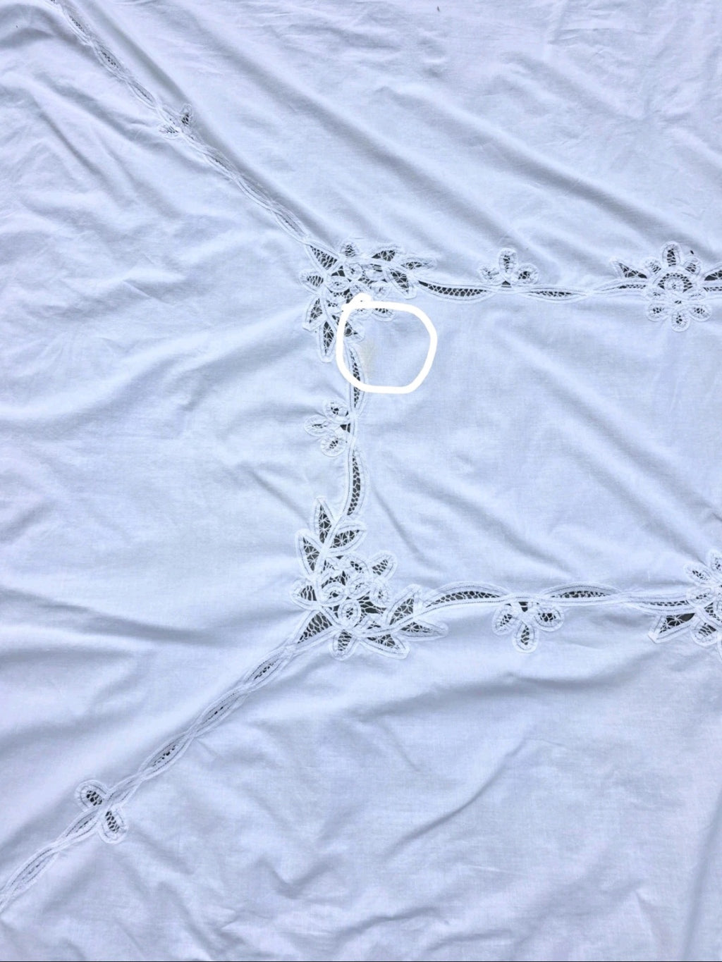Vintage White Cotton Lace Bedspread Twin  Tablecloth 62" x 95" Floral Cutwork