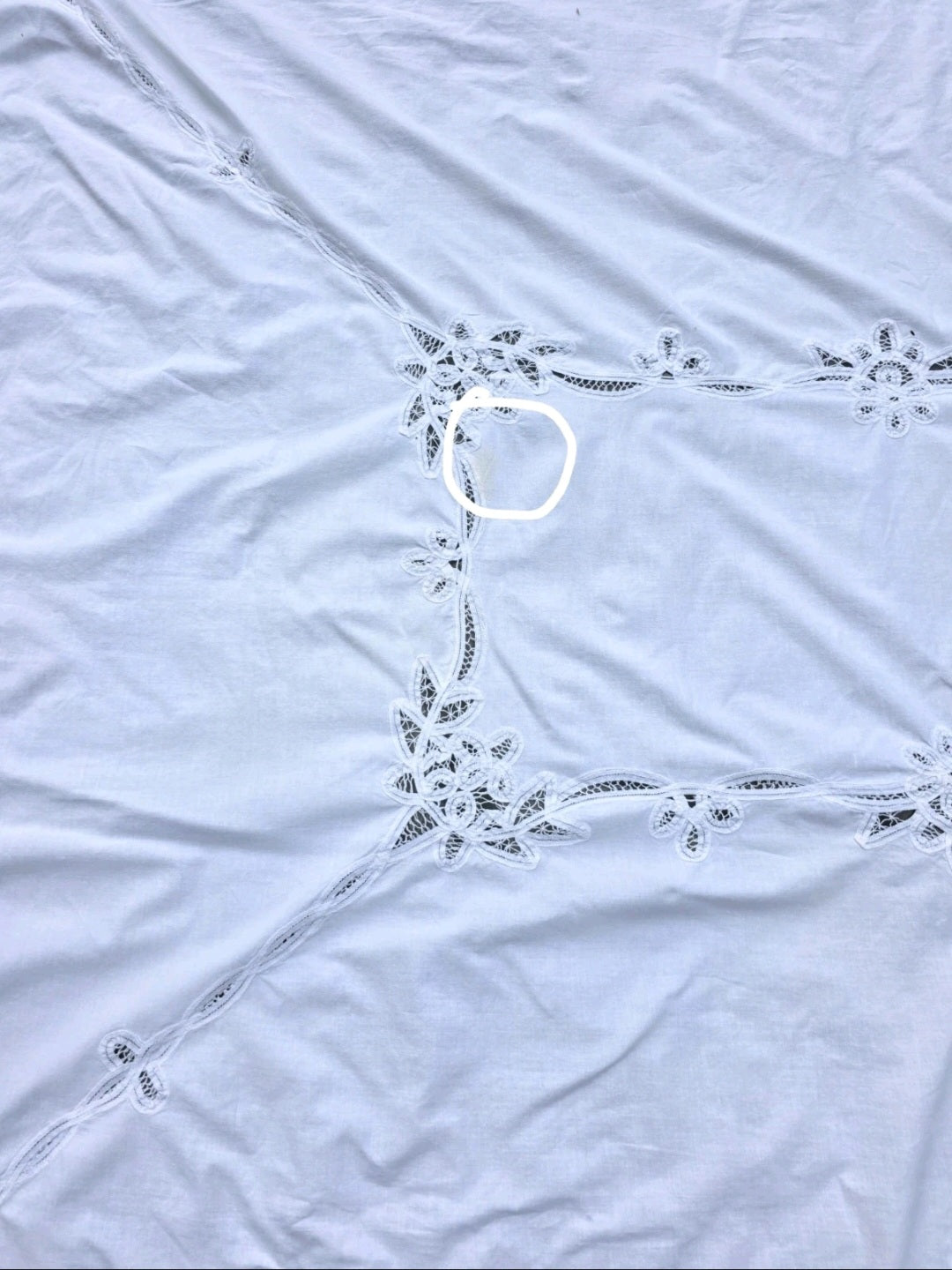 Vintage White Cotton Lace Bedspread Twin  Tablecloth 62" x 95" Floral Cutwork
