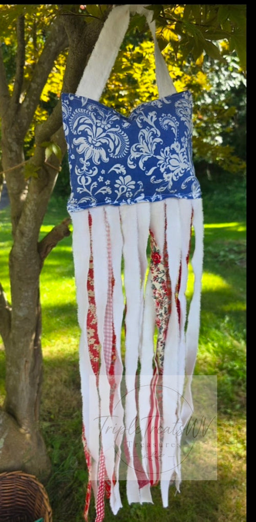 Patriotic Fabric Hanger